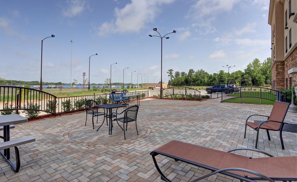 Comfort Suites Batesville Exterior foto